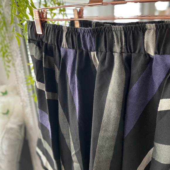 BCBGeneration Striped Mini Flare Skirt Medium - Picture 3 of 5